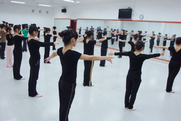 四川師范大學幼師學院的幼師專業好不好就業